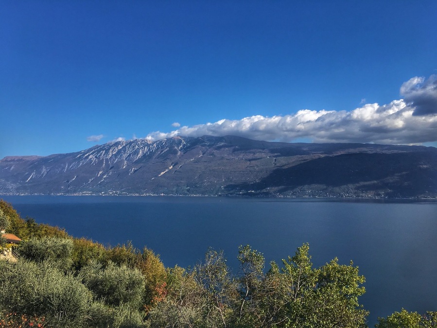Beautiful Lake Garda in Italy
#BVSBlue