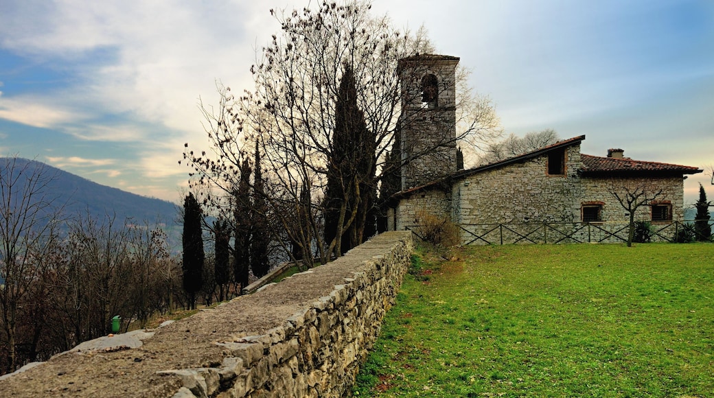 Chiesa di San Michele a Ome