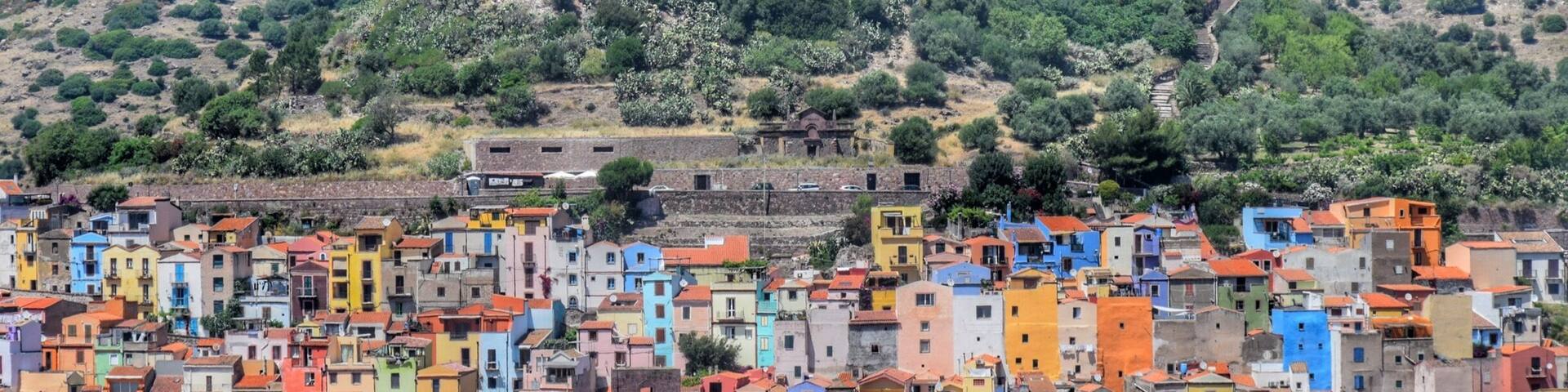 Colors of Bosa e il Castello Malaspina
