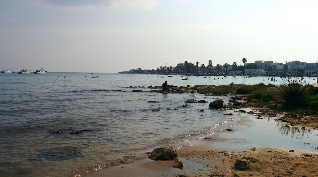 Ionio sea: peace and quiet. Last 15th August, Porto Cesareo was the only place of Puglia where it didn't rain. Not a drop, just some cloud but we got tanned anyway💪