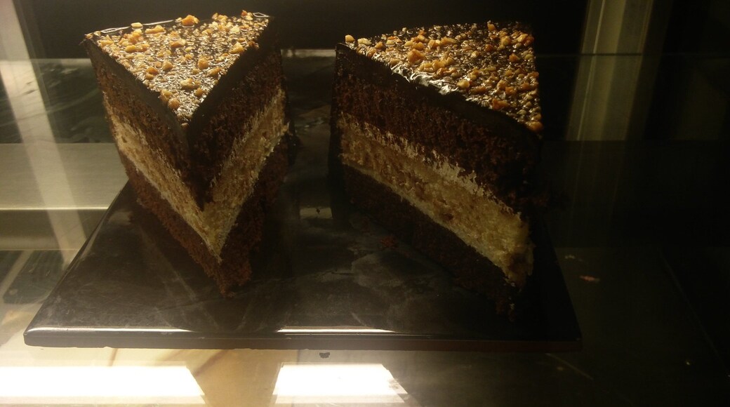 #SweetSpot #ChocolateCake