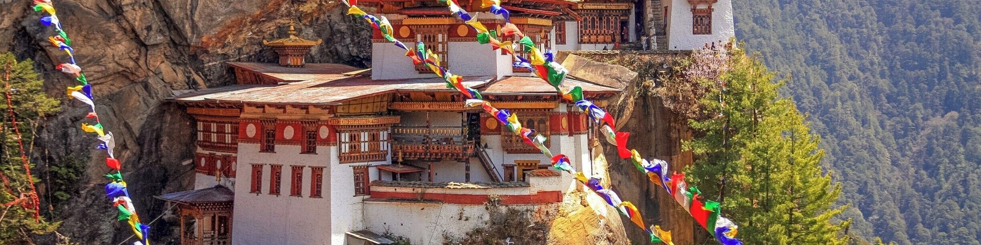 #stunningstructures #paro #bhutan #himalayas #tigetsnest #parotaktsang #monastery
The magnificent Taktsang Monastery also known as the Tigers Nest Monastery. It's believed that Guru Rinpoche flew from Tibet to here on the back of a tigress to meditate for 3 months. This gravity defying monastery is at an altitude of 3120 meters (10,000 feet) and built right into a vertical cliff with a sheer drop below.