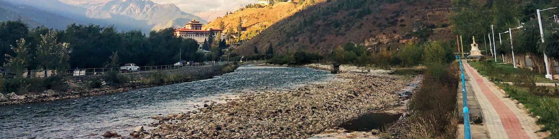 Sunset view of Majestic Paro Ringpung Dzong