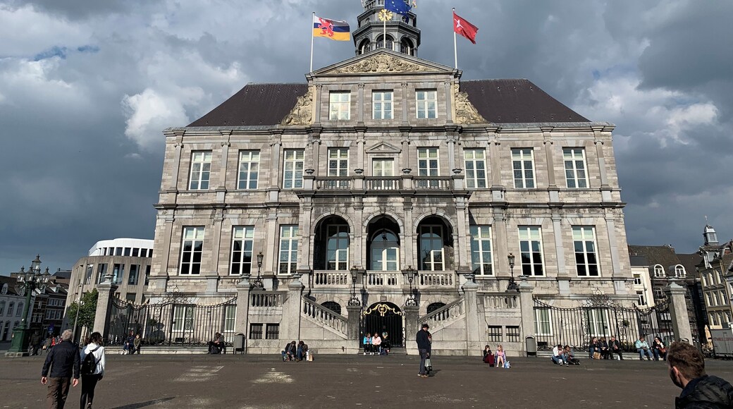 Het Stadhuis.