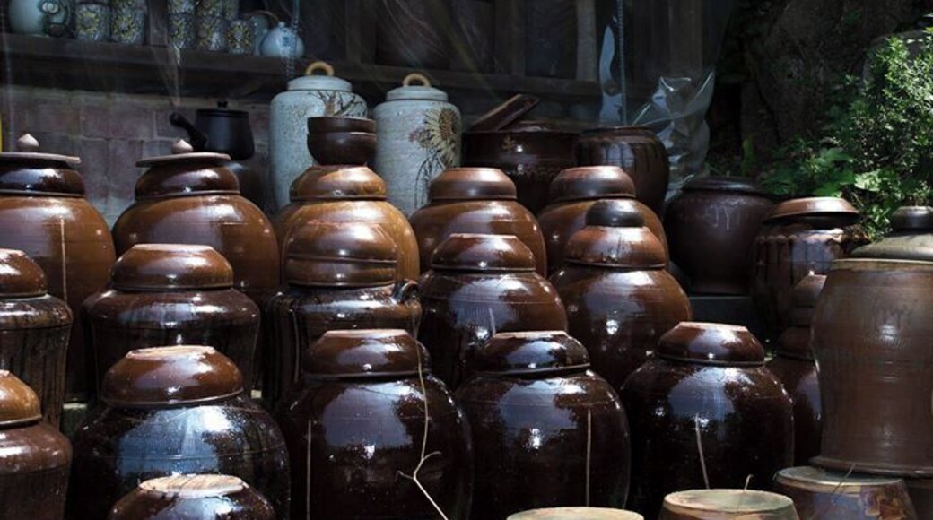Onggi jars