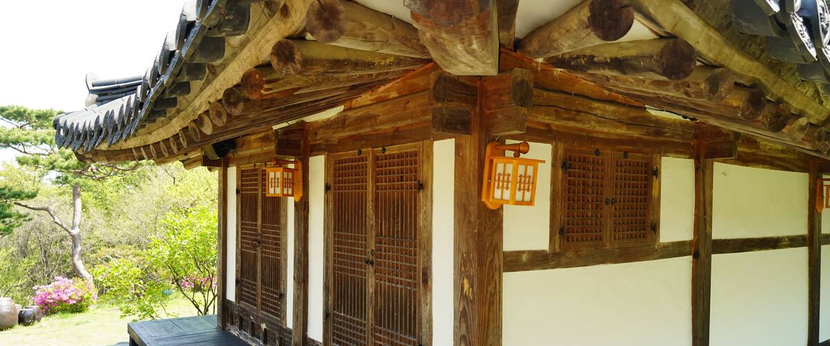 ้ๅฝใๅ
ฌๅใฎ้ขจๆฏ(ใคใใงใณ)