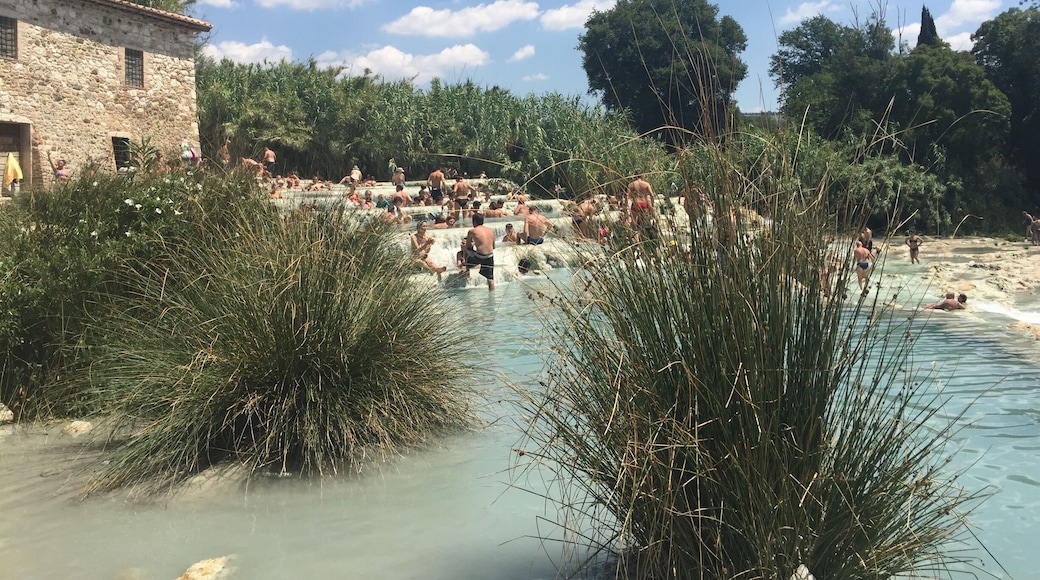 One of a kind, this is a type of a natural geyser which relaxes your body and rejuvenates your soul.