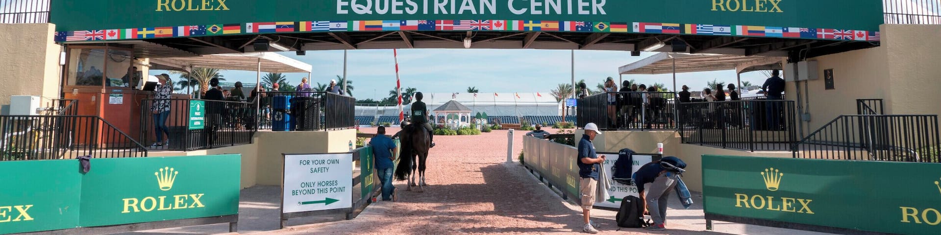 The Main Show Grounds house 256 permanent stalls, wash racks, horse trails, pedestrian paths, and golf cart tracks, along with dedicated shopping areas like Vendor Village, Hunter Hill, The Bridge, and International Shoppes.