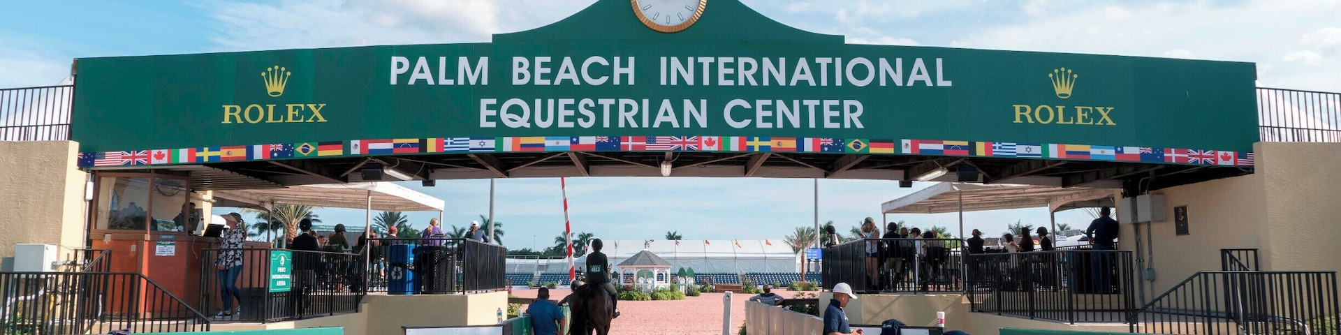 The Main Show Grounds house 256 permanent stalls, wash racks, horse trails, pedestrian paths, and golf cart tracks, along with dedicated shopping areas like Vendor Village, Hunter Hill, The Bridge, and International Shoppes.