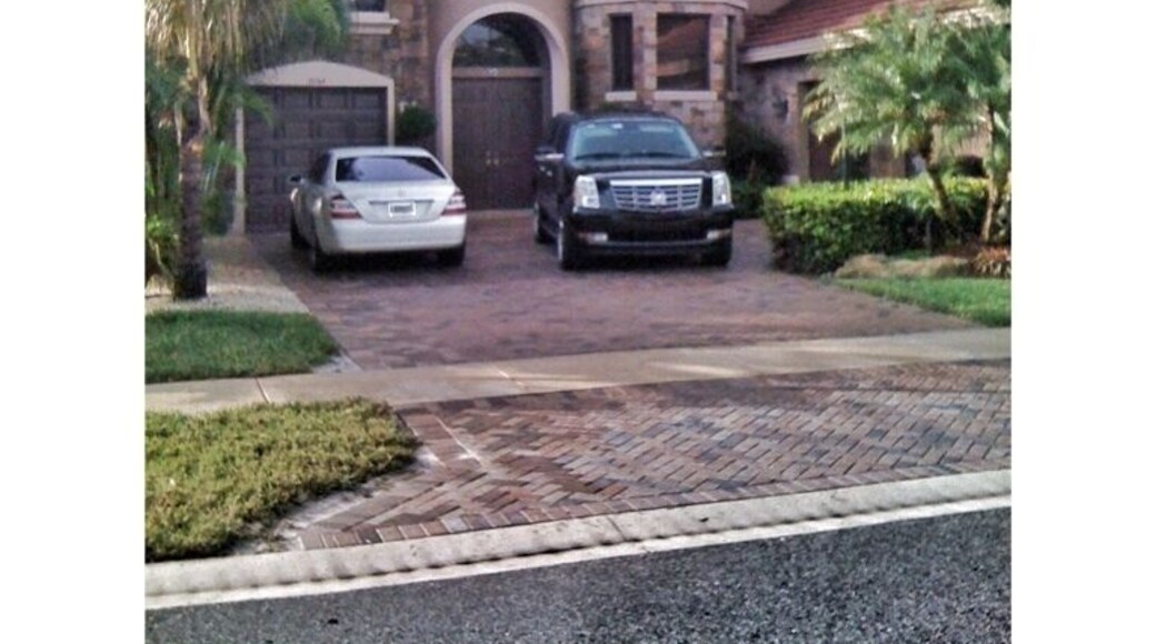 This is the house of Robert Van Winkle aka Vanilla Ice.