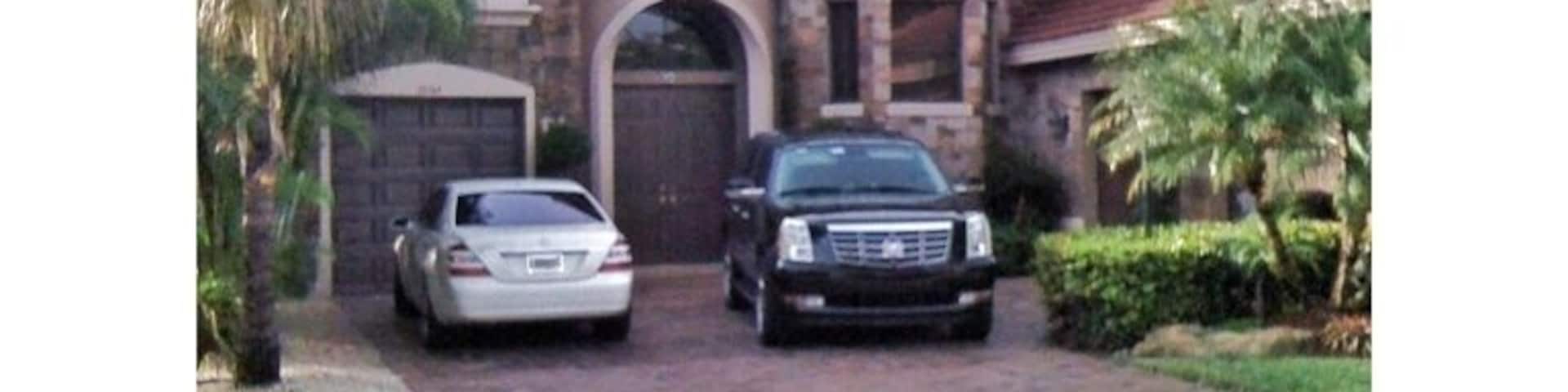 This is the house of Robert Van Winkle aka Vanilla Ice.