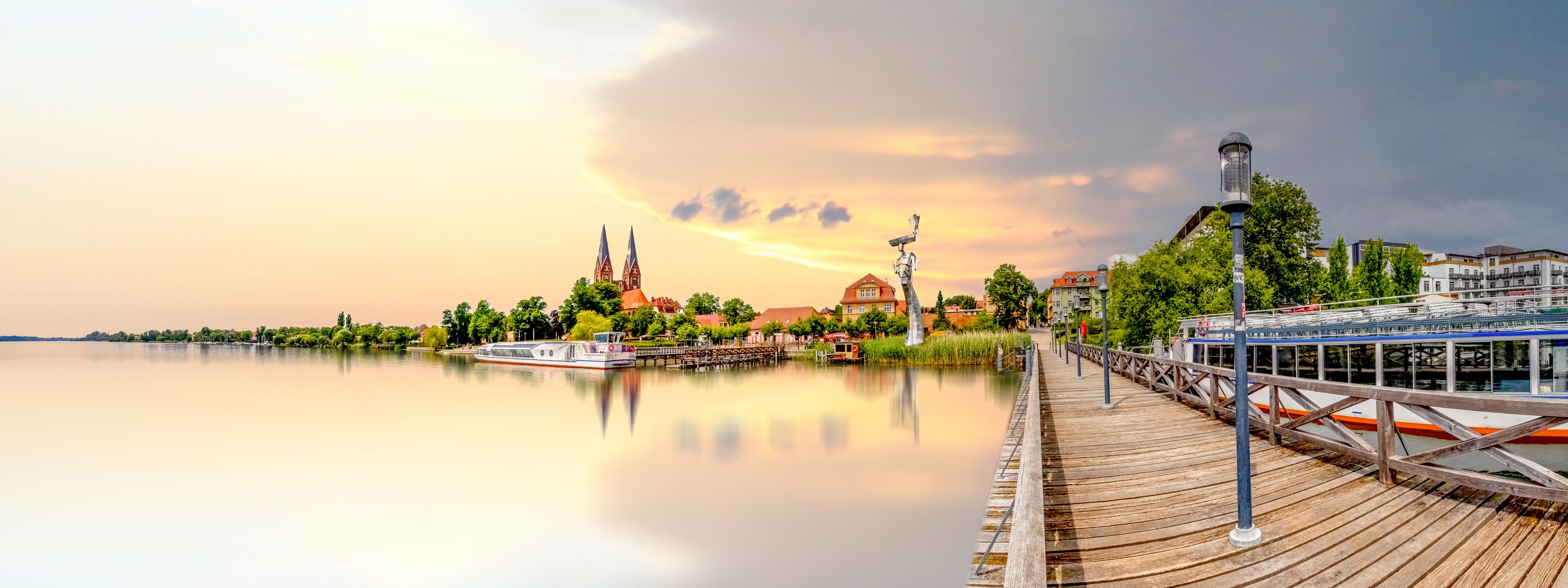 Ufer, Neuruppin, Deutschland 