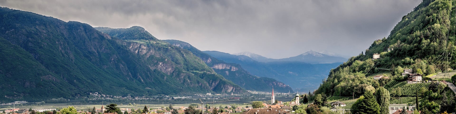 Lana is a beautiful, small town in the South Tyrol. There are many unbelievable views that are not yet widely known.
#GreatOutdoors #italy