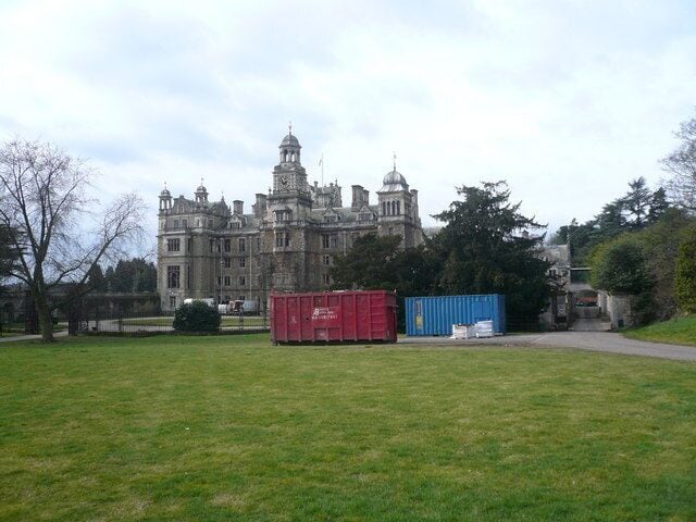 Thoresby Hall - Refurbishment The secure containers and men in white vans are here.