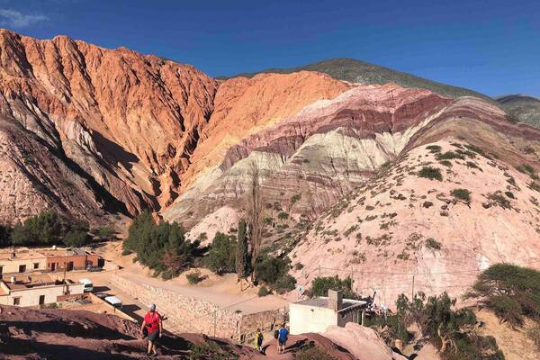 The top attraction of the cute village of Purmamarca in the UNESCO quebrada de Humahuaca is the mountain of the seven colours as seen on this picture.
This particular picture was taken at a little hill in front of it, where currently an entrance fee of 10 ARG$ is charges (about 25 cent).
