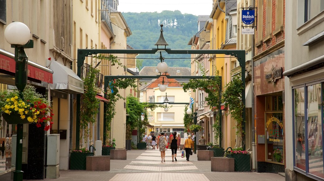 Echternach que inclui cenas de rua e arquitetura de patrimônio