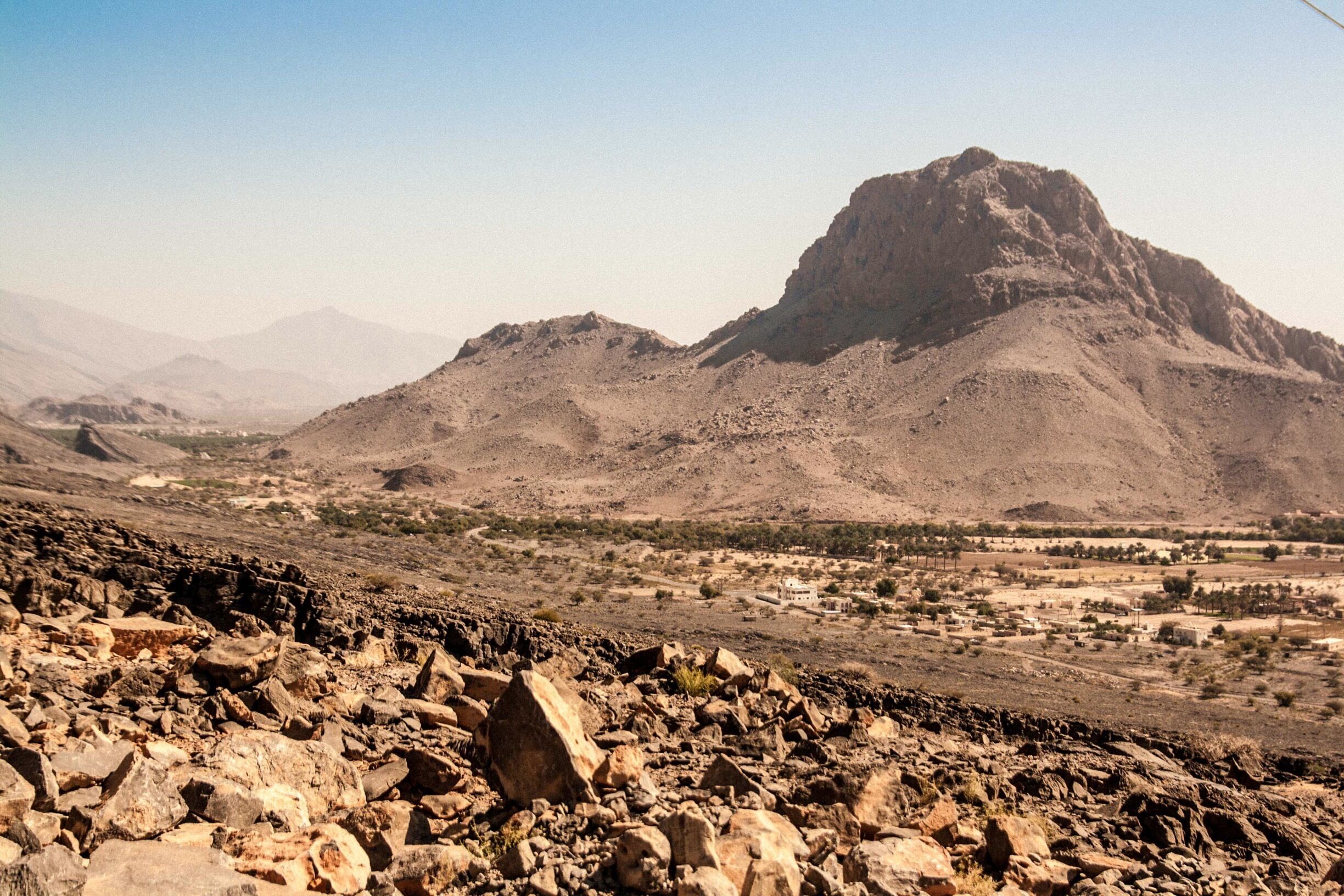 The very rugged Hajar Mountains of #Oman, near-ish to #Tanuf. I started driving up the #rocky road in my notoriously unreliable Jeep. I realised I had no idea where the road was going and I was only getting further from civilisation, so reluctantly turned back soon after this shot was taken.
#LifeAtExpedia
#TroveOnTuesday
