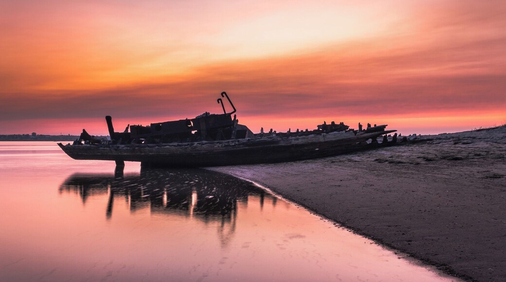 I Almost Born Here, My favorite place for vacations a have thousand placed to Shoot
Hope you enjoy it