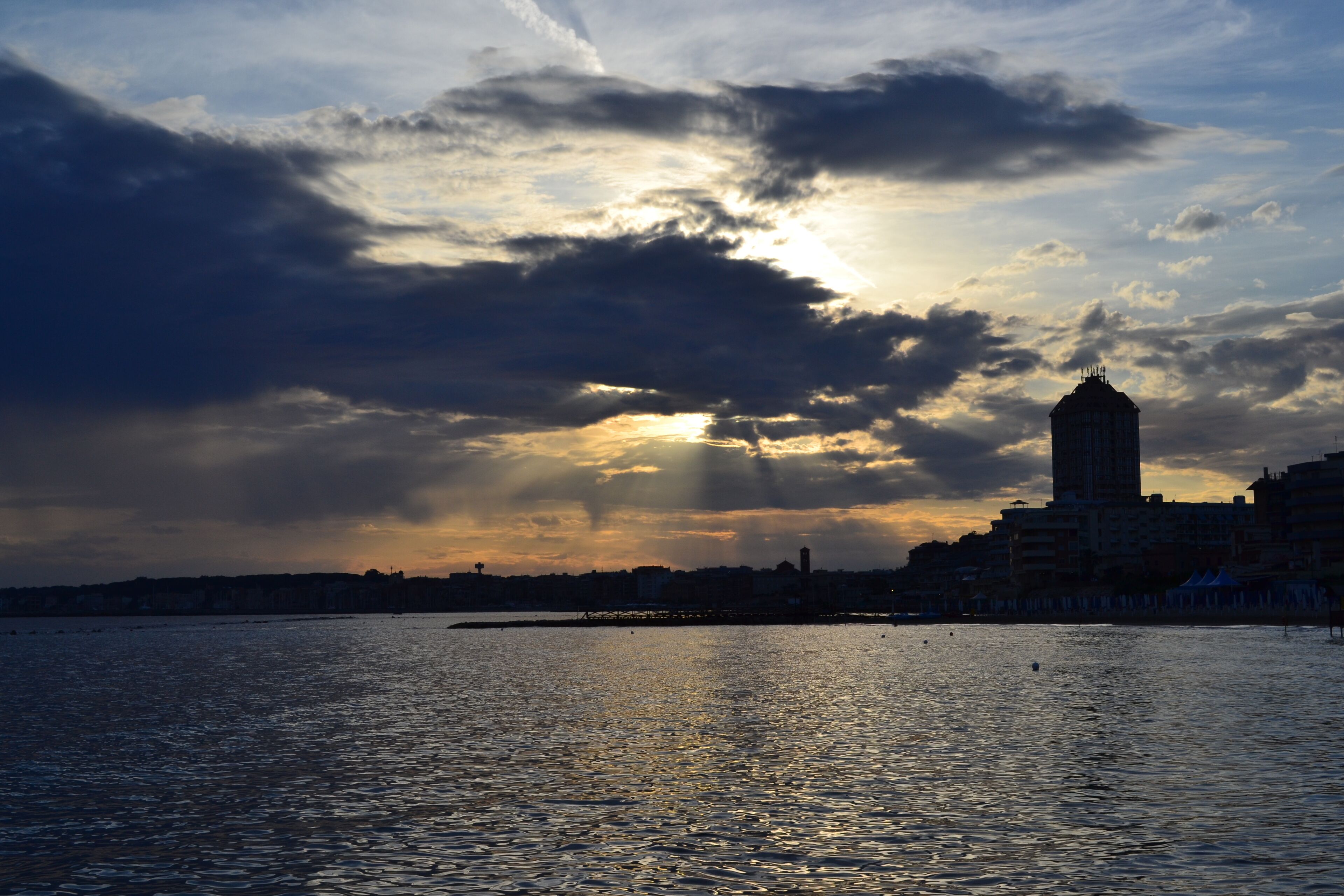 nettuno 41° 27' 8.55" N 12° 40' 50.88" E