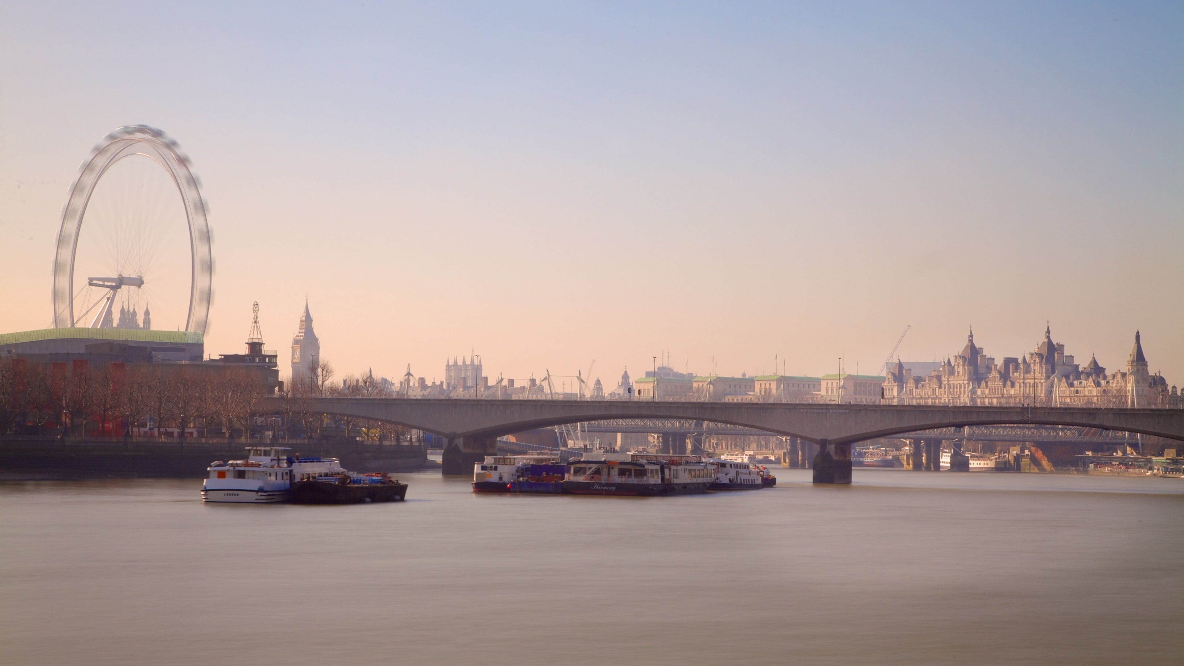 Waterloo featuring a ferry, a bridge and a river or creek
