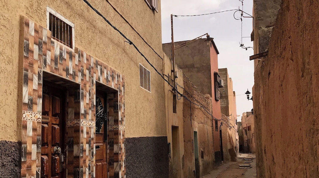 One of the many streets inside the Medina in Tiznit Morocco. #tiznit #morocco #medina #oldcity #travel #wanderlust #tiznitmorocco #flashpackingbarbie #trover #africa