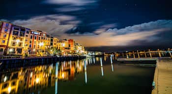 Found this place last night. Felt like I was in Italy. So many great opportunities for pictures here.