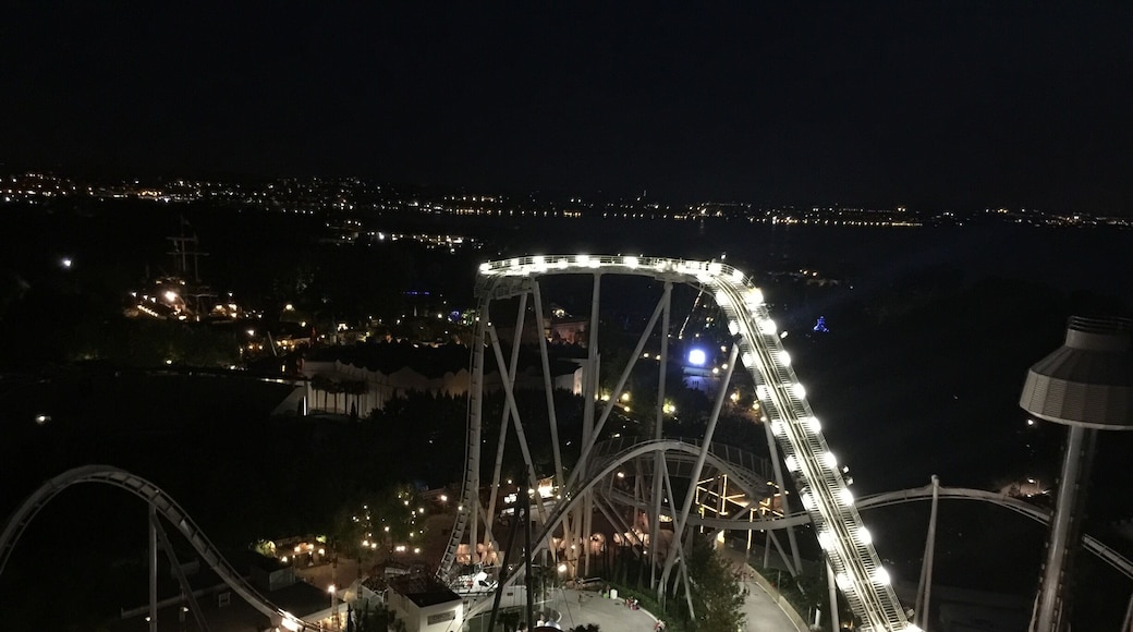 A view of Oblivion from the Flying Island, Gardaland