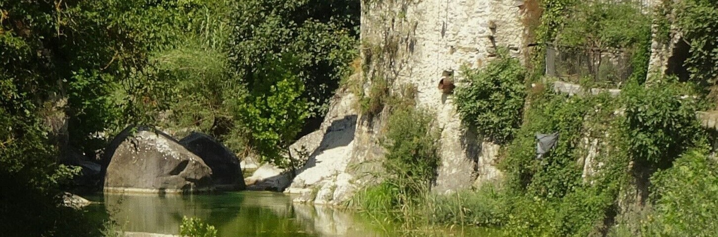The bridge to the old town spans a mountain river in which you can take a refreshing bath. Don't forget to take your swimsuit.