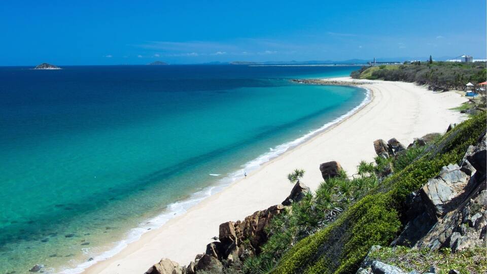 Easing into 2017 with a relaxing day at the beach! 🐟🌴☀️