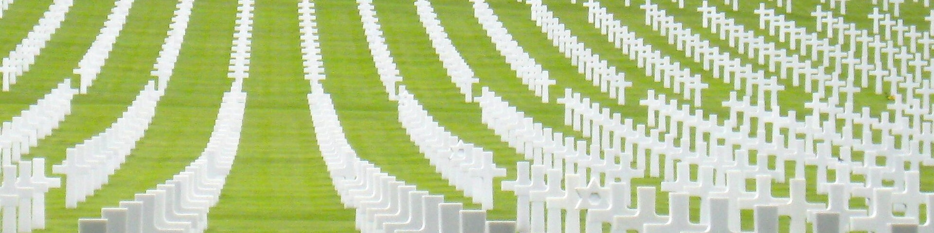 On the road from Florence to Siena in 2007 we stopped at what we thought was a park in which to have lunch. It was made very clear to us when we arrived that it was actually much more than that. The graves of thousands of Americans who died in Italy in WW2 filled hectares of immaculately maintained land.