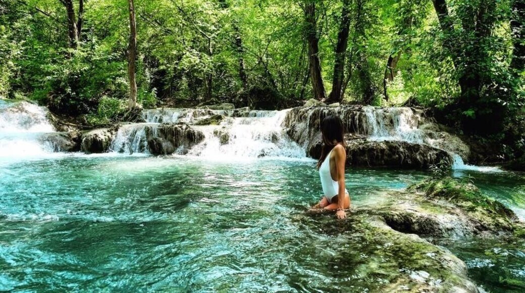 Fairytale waterfall in #Tuscany