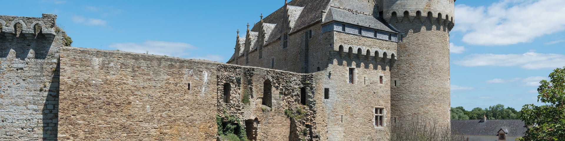 A south view of the Château de Suscinio