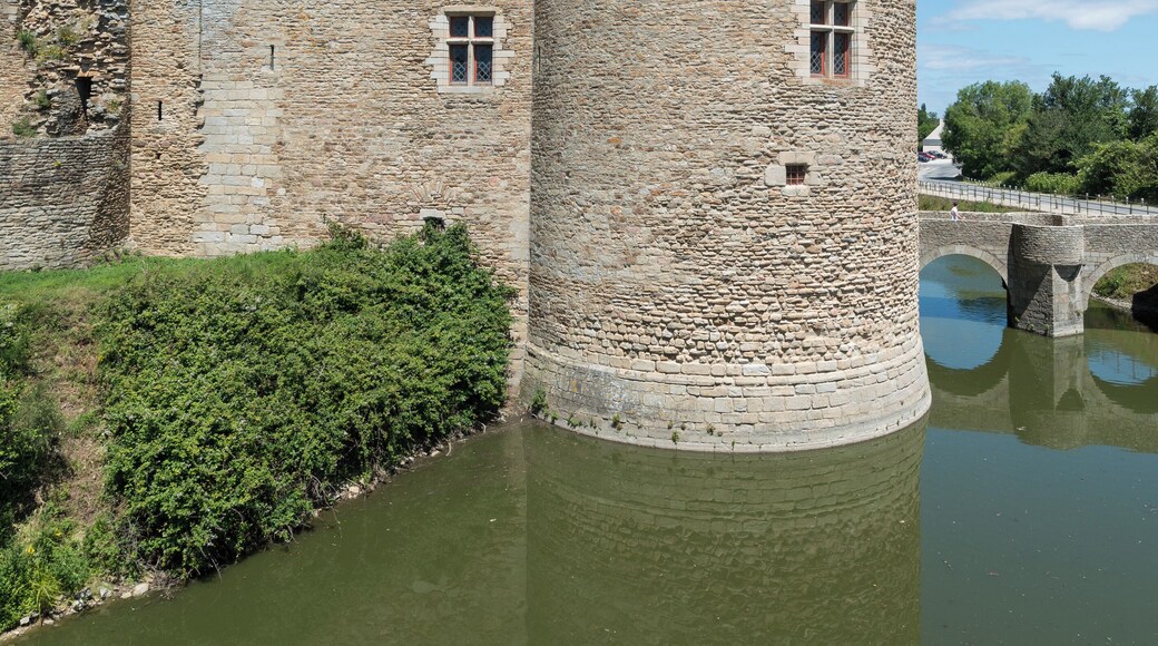 A south view of the Gate house of Château de Suscinio