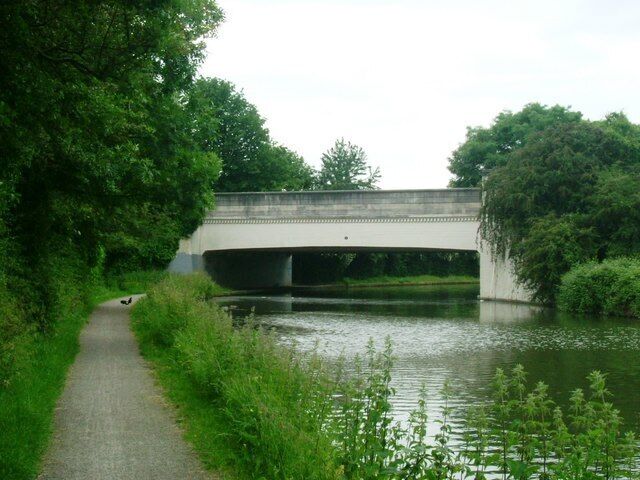Greenford Road canal bridge II