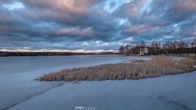 Frozen lake in northern Poland.
#Nature