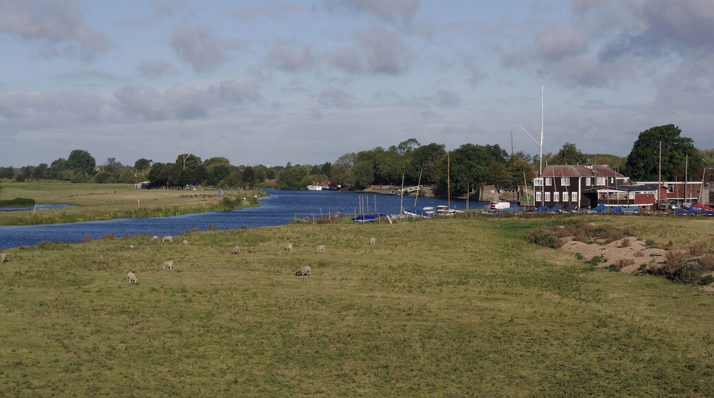The River Trent at Long Eaton, taken from the Midland Main Line bridge.
