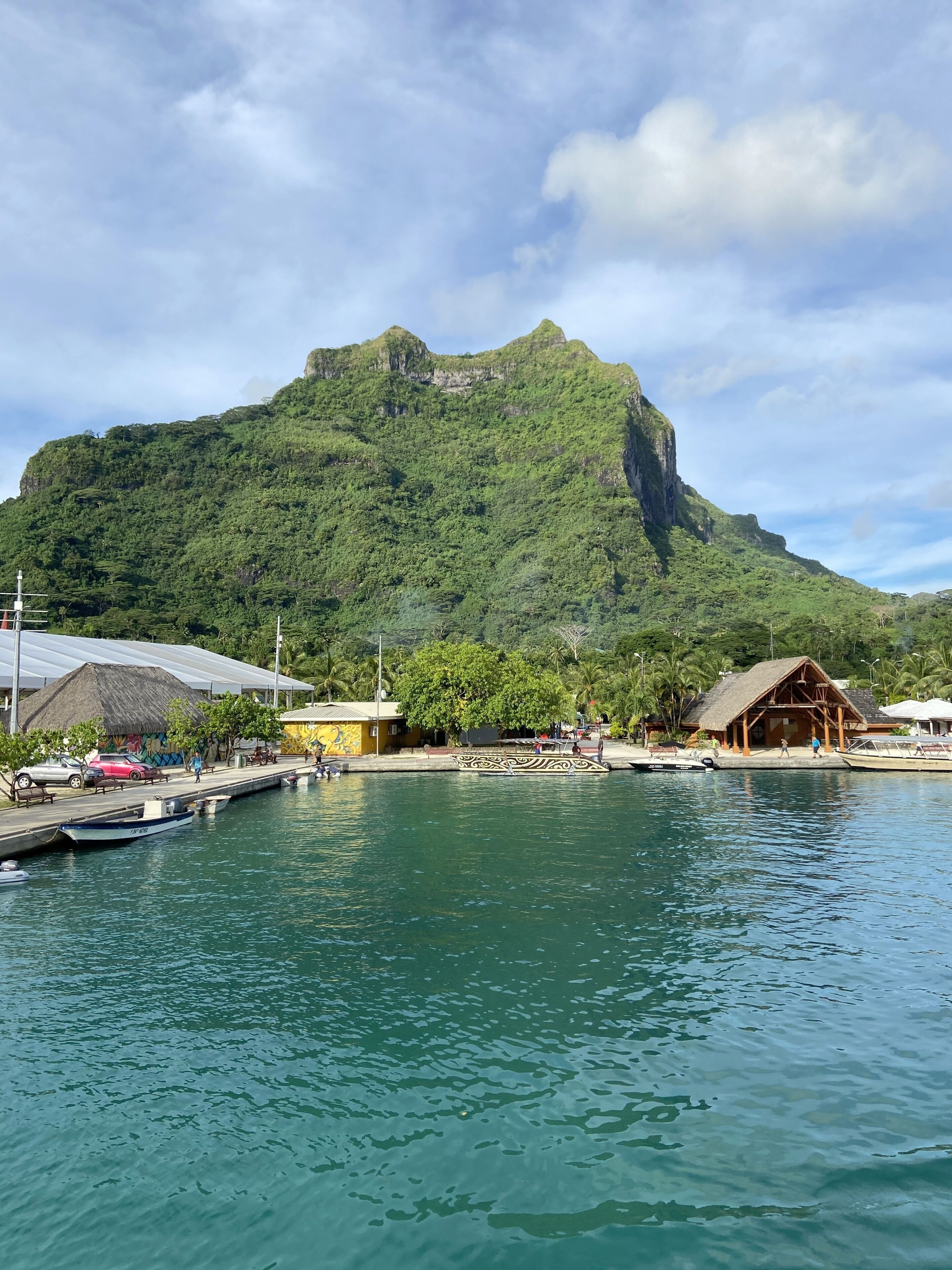 Port de Vaitape à Bora Bora, Polynésie française	