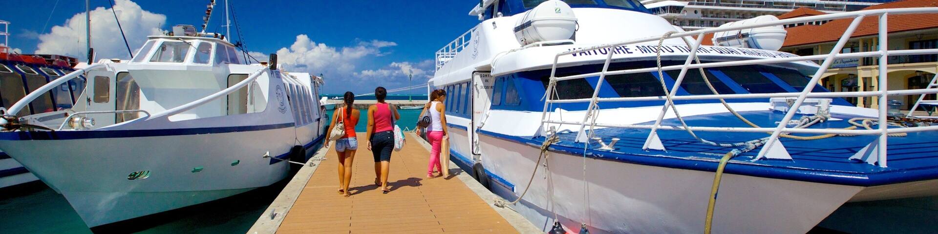 ウツロア どの含み ボート と マリーナ