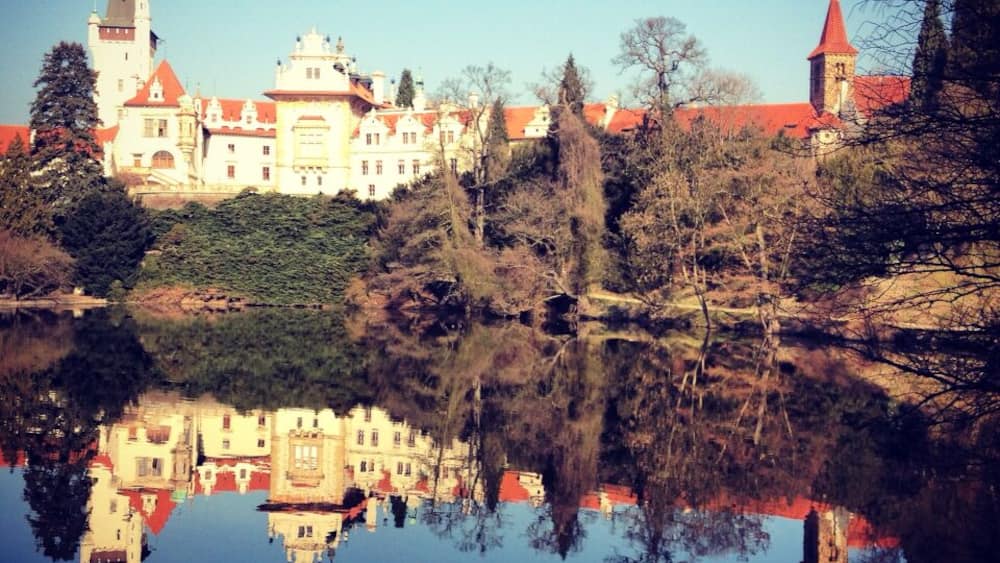 Botanical gardens and castle just outside of the inner city. Definitely worth a visit if you're in Prague! #blue