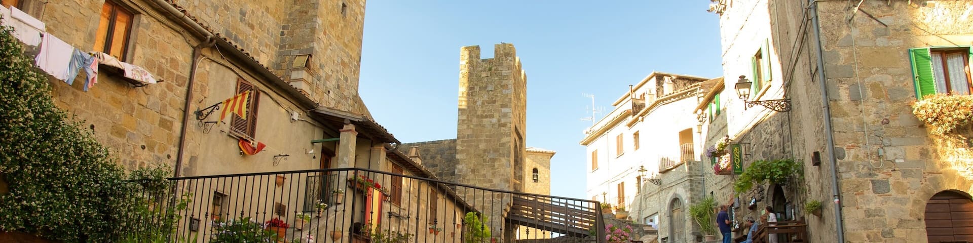 Bolsena presenterar historisk arkitektur