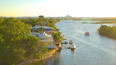 Noosaville featuring general coastal views and boating