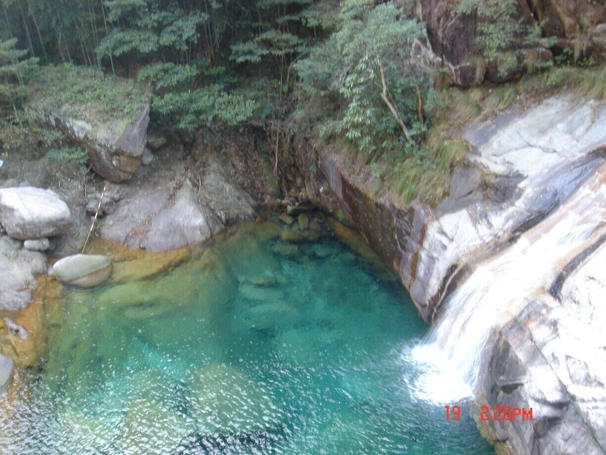 The colour of the water is unreal!