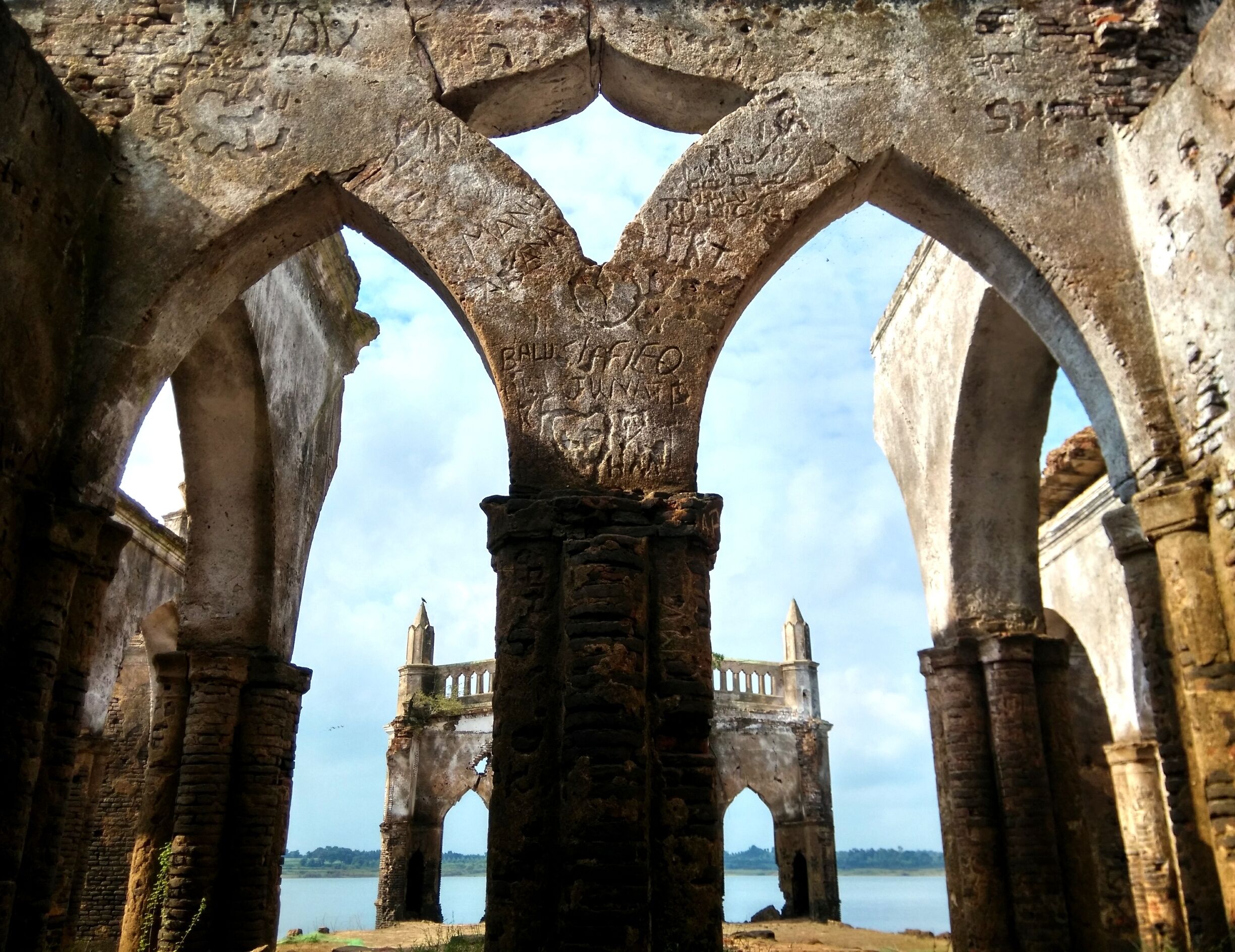 Ruined old Gothic church, probably built by French colony. During high monsoons the church will be 70 percent submerged in water, but this year due to less rain, we are able to walk into the place.. 
#Karnataka / #India /#travel 