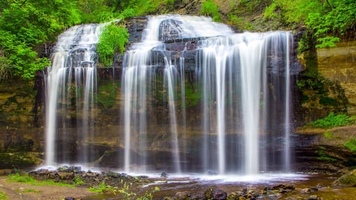 Cascade Falls