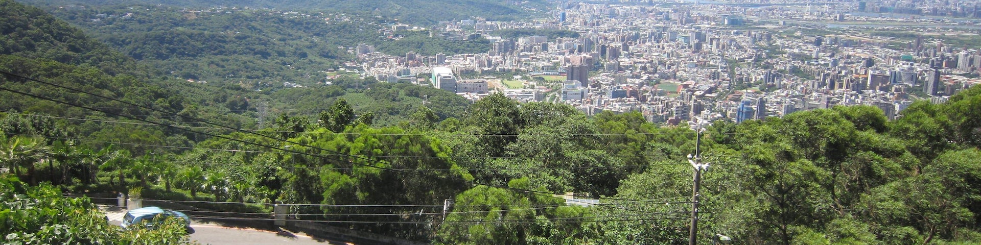 天母山上看台北市