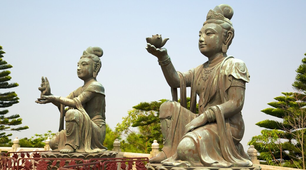 Big Buddha som omfatter religiøse aspekter, et monument og en statue eller en skulptur
