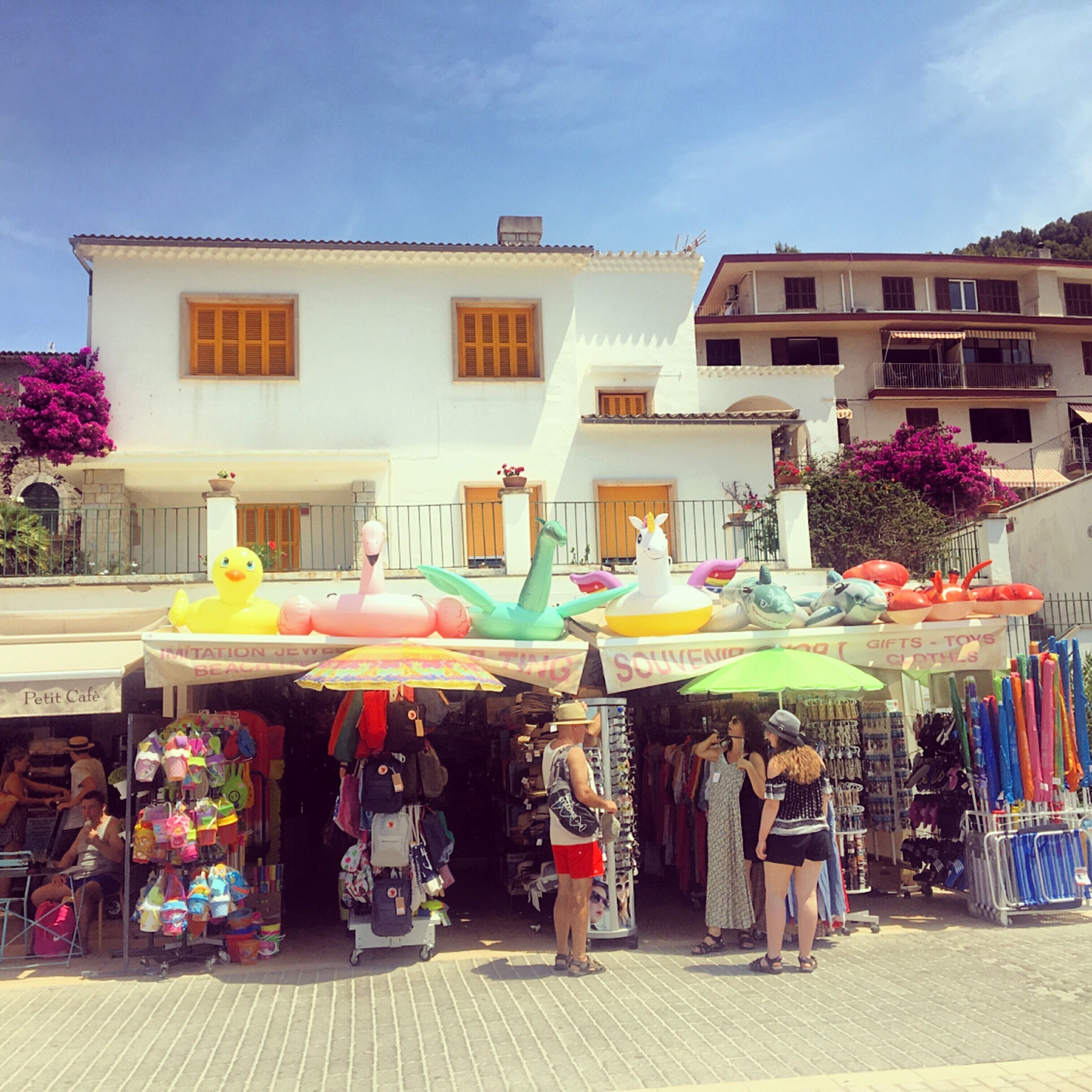 The Port de Soller on Majorca is a secluded paradise, great for families, friends and couples. I loved roaming the port to explore all the tapas restaurants and souvenir shops, like this shop selling animal themed #beach floaties #lifeatexpedia
