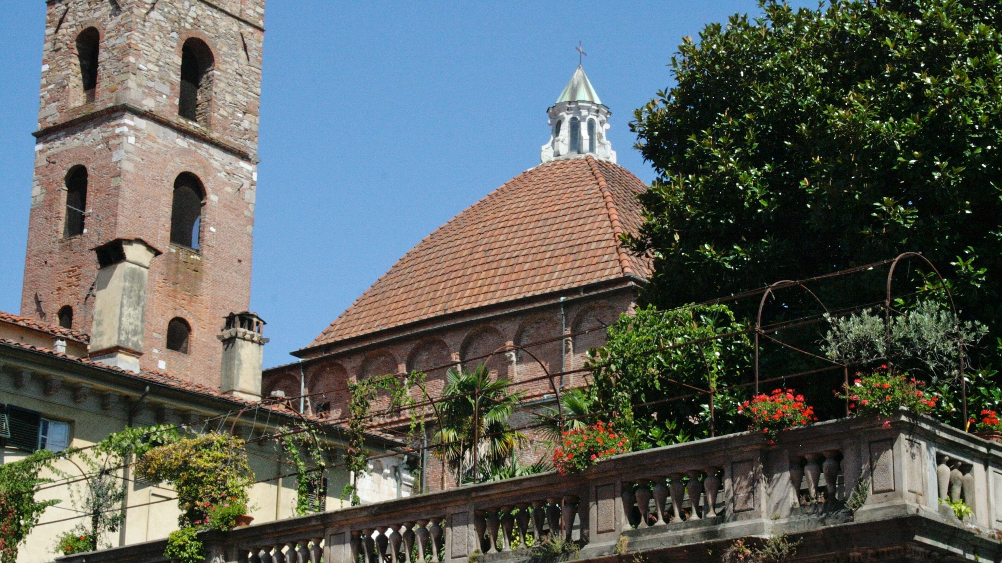 Lucca mettant en vedette patrimoine architectural et église ou cathédrale
