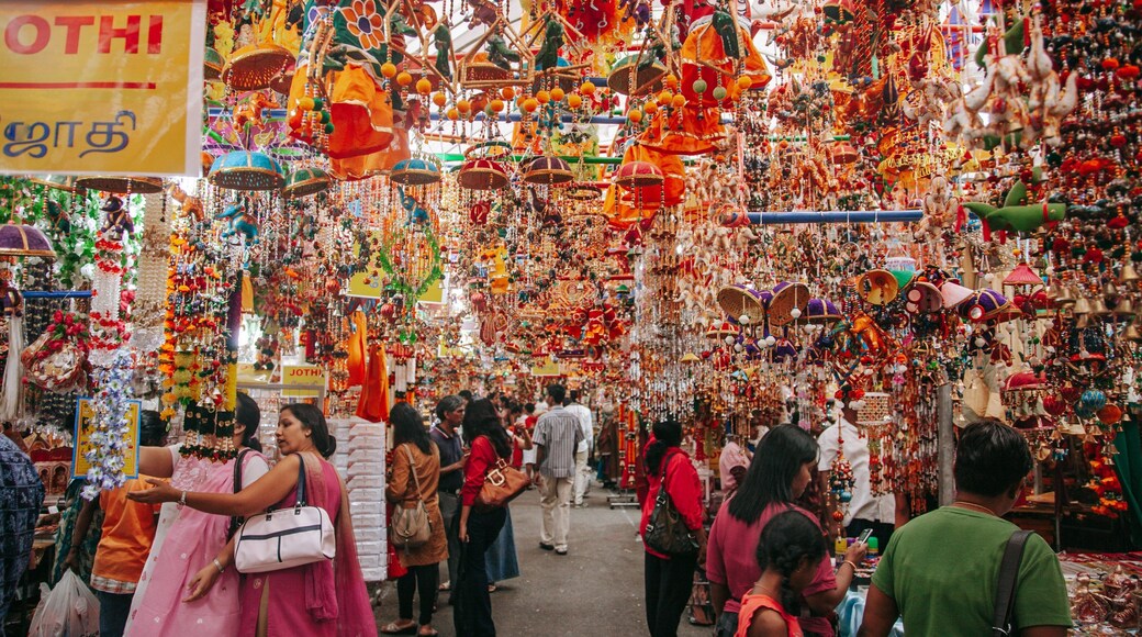 Little India featuring street scenes and markets