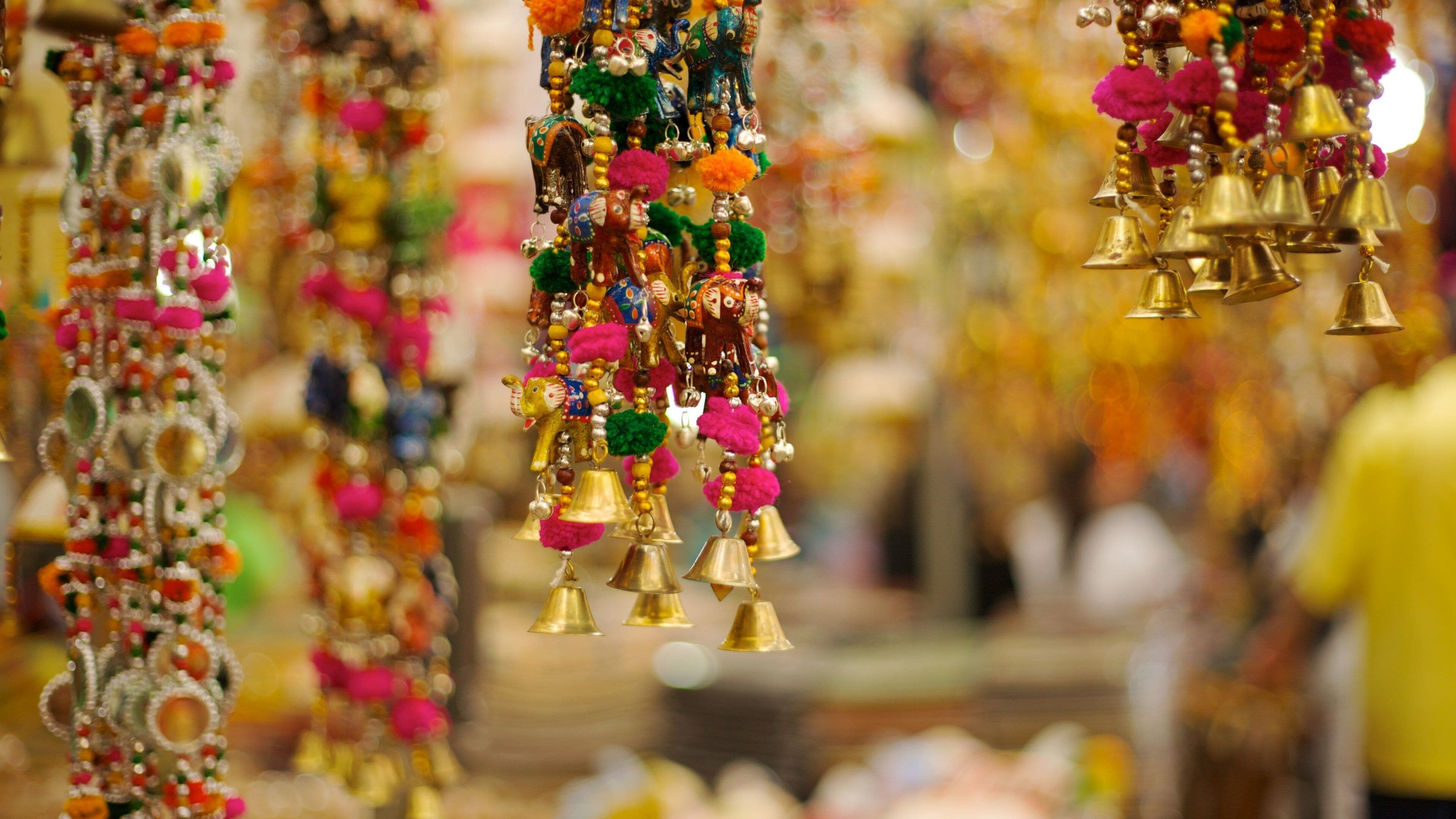 Little India featuring interior views